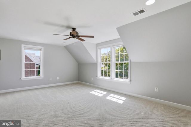 43642 HARTSHIRE TER, Leesburg, VA 20176