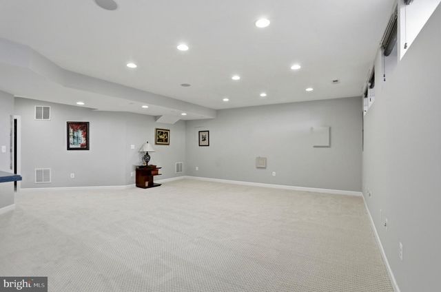 43642 HARTSHIRE TER, Leesburg, VA 20176