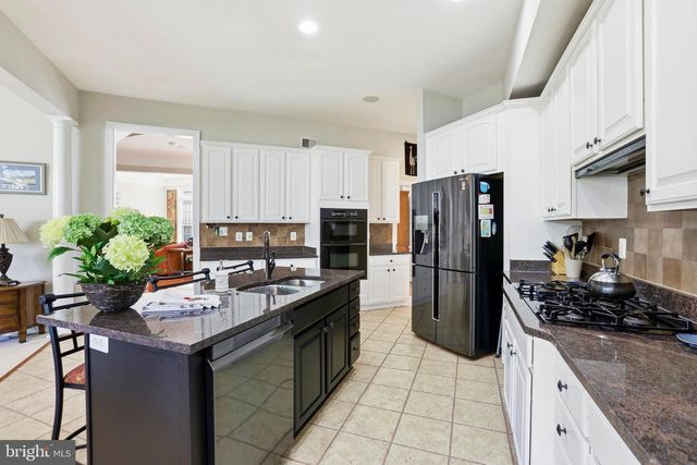 43642 HARTSHIRE TER, Leesburg, VA 20176