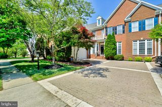 43642 HARTSHIRE TER, Leesburg, VA 20176