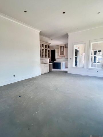 13763 Sweet Cherry Dr, Baton Rouge, LA 70810