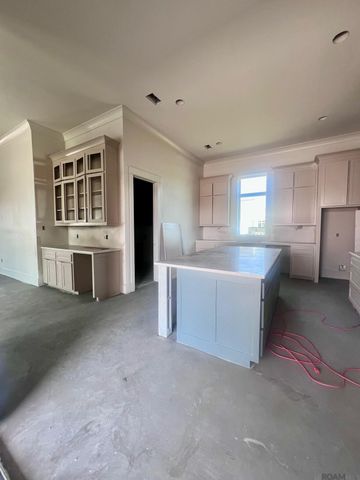 13763 Sweet Cherry Dr, Baton Rouge, LA 70810