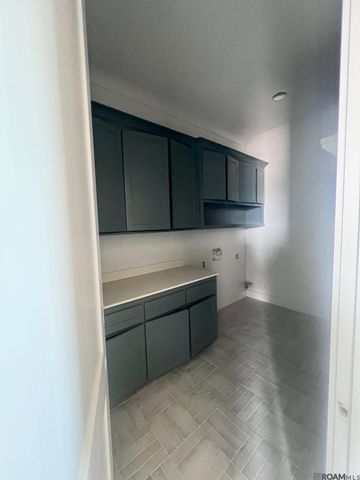 13763 Sweet Cherry Dr, Baton Rouge, LA 70810