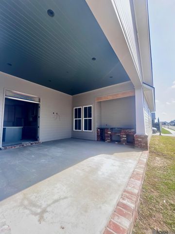 13763 Sweet Cherry Dr, Baton Rouge, LA 70810