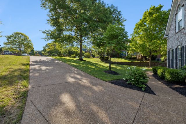 739 Rolling Fork Dr, Brentwood, TN 37027