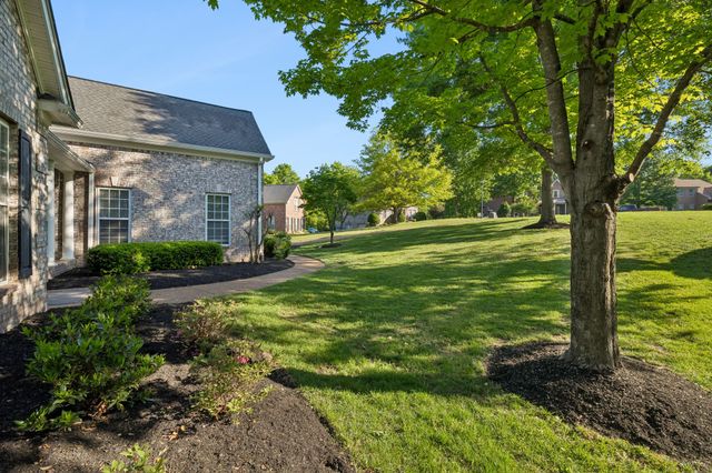 739 Rolling Fork Dr, Brentwood, TN 37027