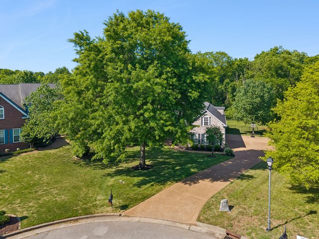 739 Rolling Fork Dr, Brentwood, TN 37027