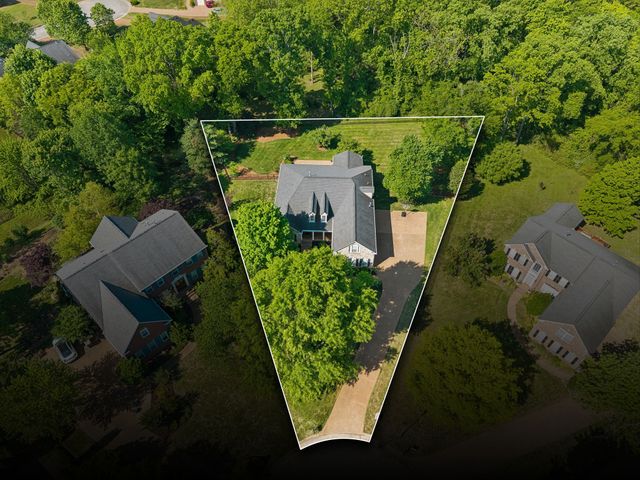 739 Rolling Fork Dr, Brentwood, TN 37027