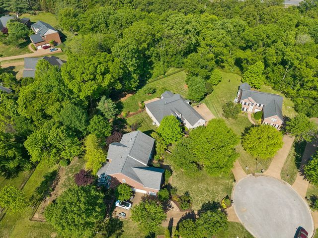739 Rolling Fork Dr, Brentwood, TN 37027