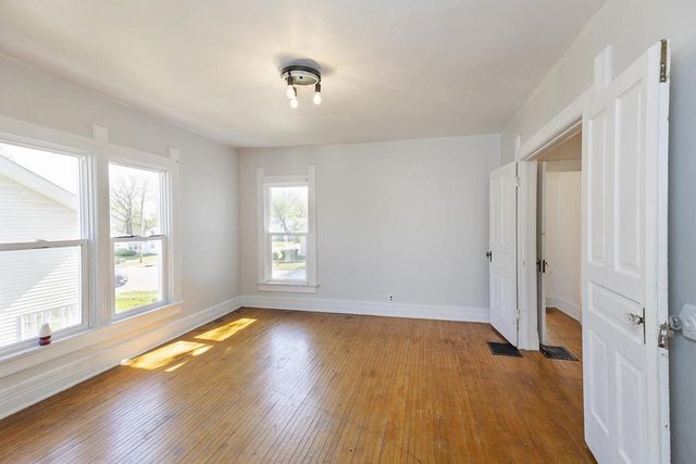 306-308 Center Avenue, Janesville, WI 53548