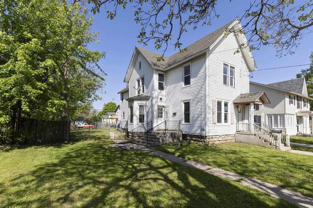 306-308 Center Avenue, Janesville, WI 53548