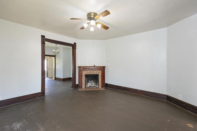 306-308 Center Avenue, Janesville, WI 53548