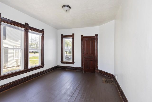 306-308 Center Avenue, Janesville, WI 53548