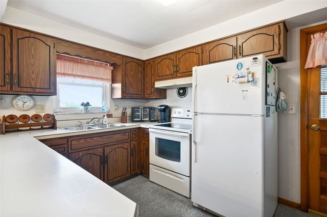 2023 Sylvan Ave, Latrobe, PA 15650