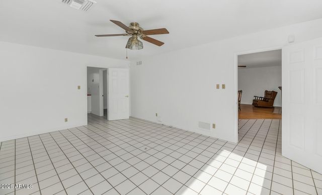 2039 W WINDSOR Avenue, Phoenix, AZ 85009