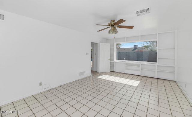 2039 W WINDSOR Avenue, Phoenix, AZ 85009