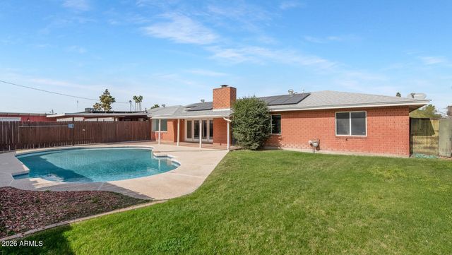 2039 W WINDSOR Avenue, Phoenix, AZ 85009