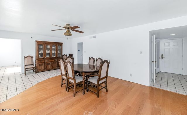 2039 W WINDSOR Avenue, Phoenix, AZ 85009