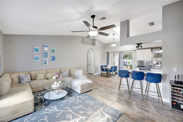 314 SE 19th ST, Cape Coral, FL 33990