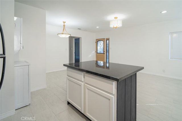 2370 Pine, Long Beach, CA 90806