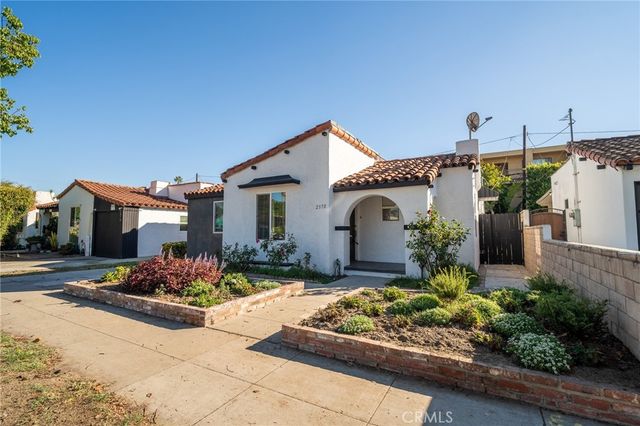 2370 Pine, Long Beach, CA 90806