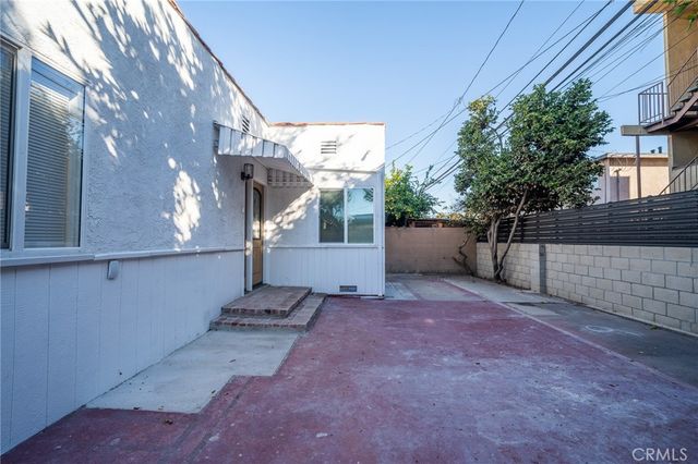 2370 Pine, Long Beach, CA 90806