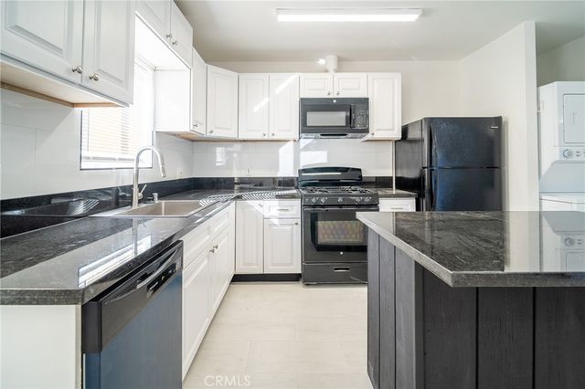 2370 Pine, Long Beach, CA 90806