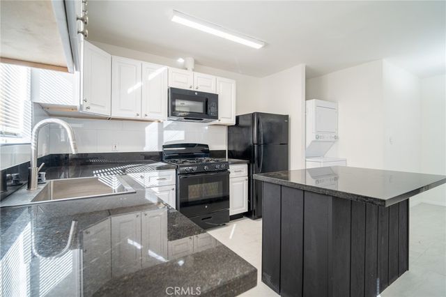 2370 Pine, Long Beach, CA 90806