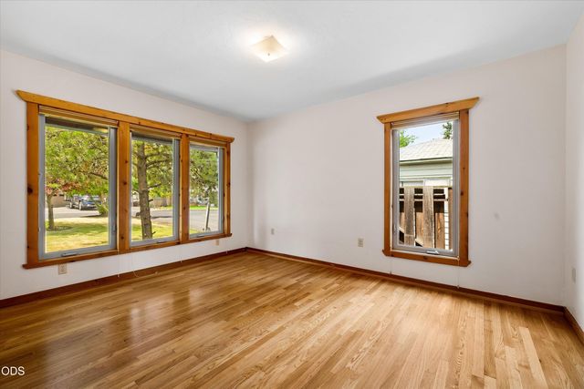 606 NE 9th Street, Bend, OR 97701