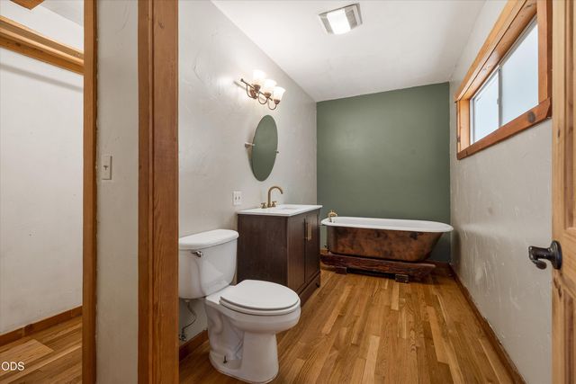 606 NE 9th Street, Bend, OR 97701