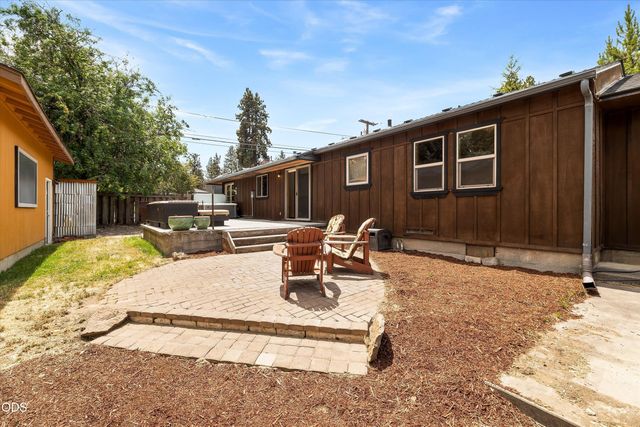 606 NE 9th Street, Bend, OR 97701