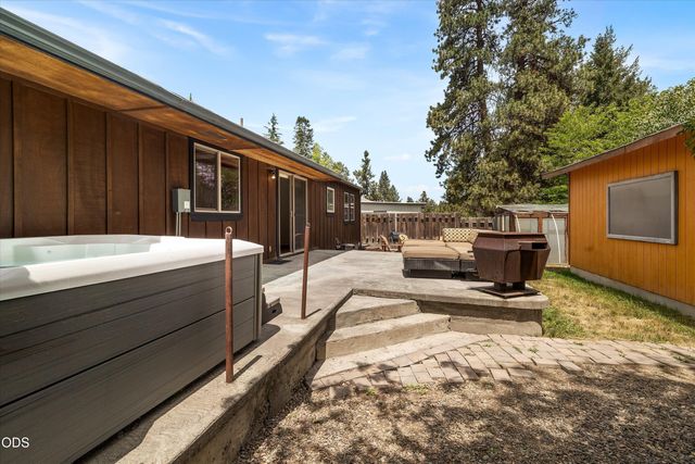606 NE 9th Street, Bend, OR 97701