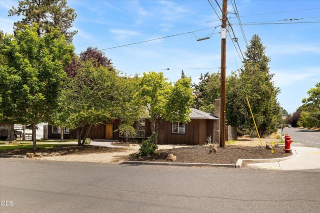 606 NE 9th Street, Bend, OR 97701