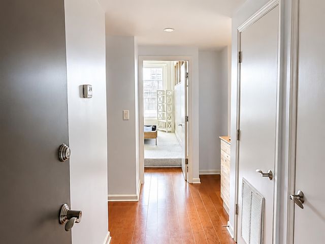 66 Monroe Ave Apt 405, Memphis, TN 38103