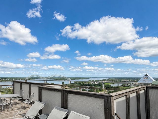 66 Monroe Ave Apt 405, Memphis, TN 38103