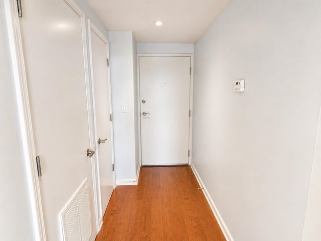 66 Monroe Ave Apt 405, Memphis, TN 38103