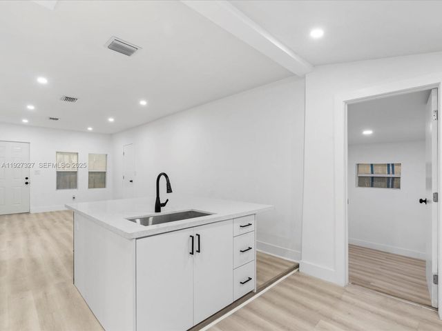 6318 NW 19th Ct, Miami, FL 33147