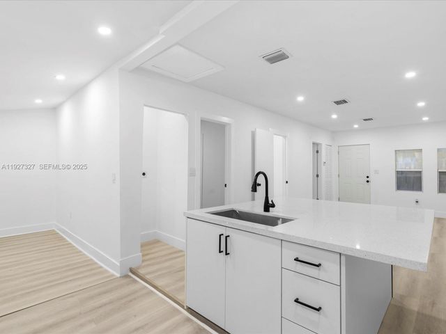 6318 NW 19th Ct, Miami, FL 33147