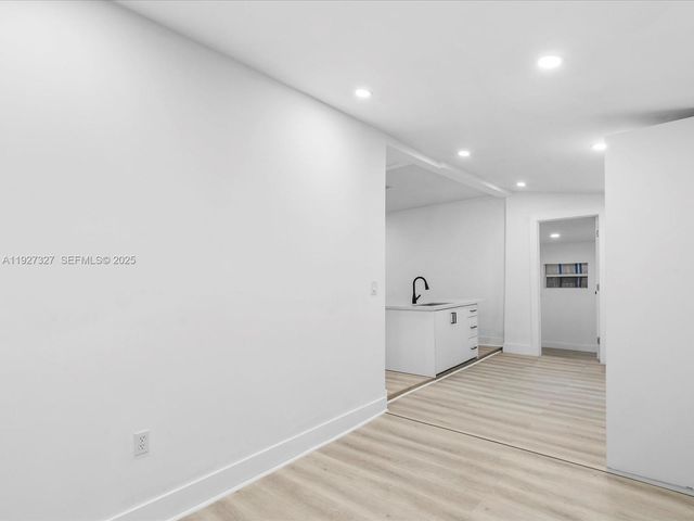 6318 NW 19th Ct, Miami, FL 33147