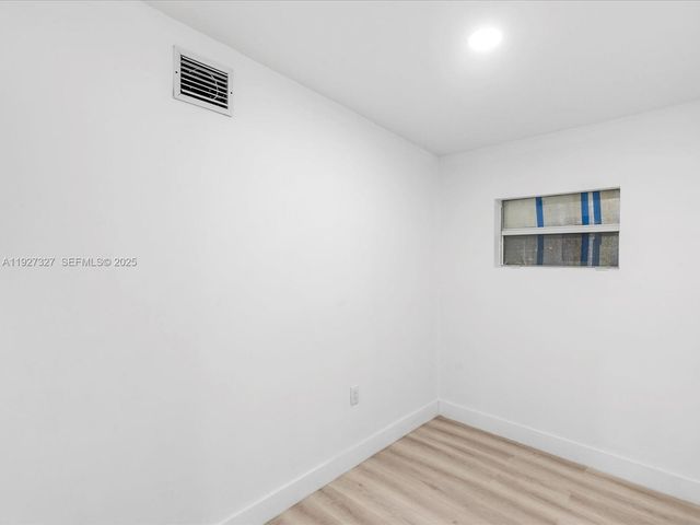 6318 NW 19th Ct, Miami, FL 33147