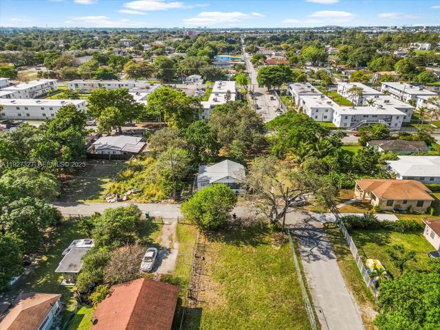 6318 NW 19th Ct, Miami, FL 33147