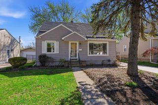 4702 Rosewold Avenue, Royal Oak, MI 48073