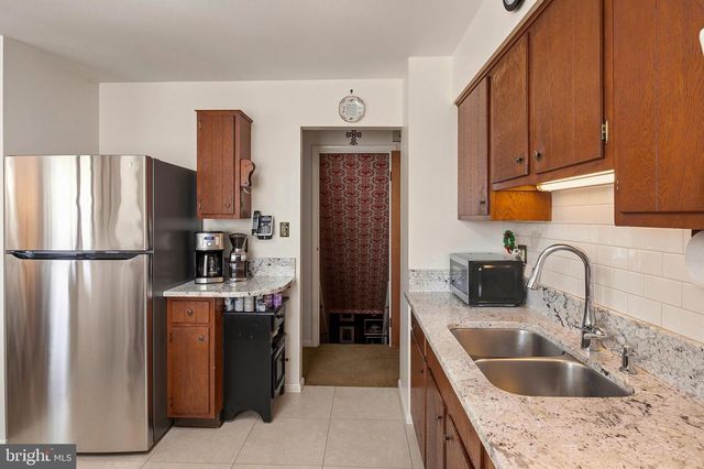 5158 ORCHARD GRN, Columbia, MD 21045