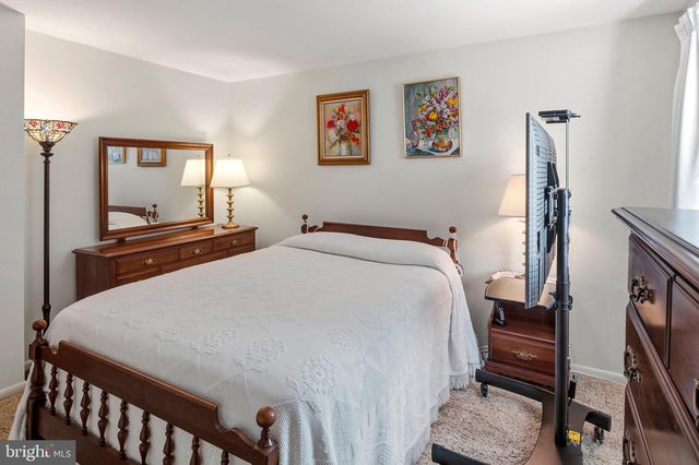 5158 ORCHARD GRN, Columbia, MD 21045