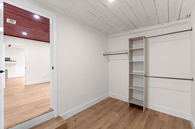 818 Briggs Street, West Palm Beach, FL 33405