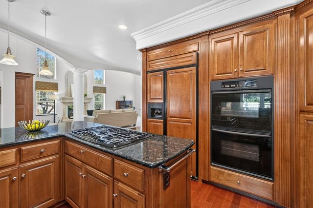 580 Guadalupe Dr, El Dorado Hills, CA 95762