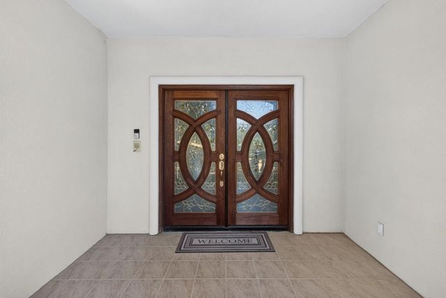 580 Guadalupe Dr, El Dorado Hills, CA 95762