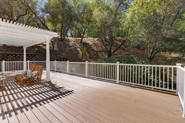 580 Guadalupe Dr, El Dorado Hills, CA 95762