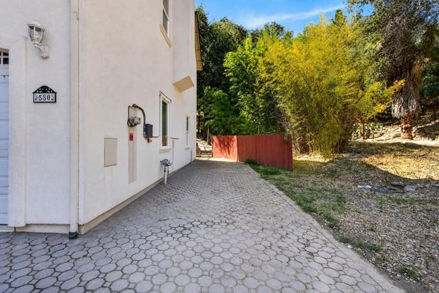 580 Guadalupe Dr, El Dorado Hills, CA 95762