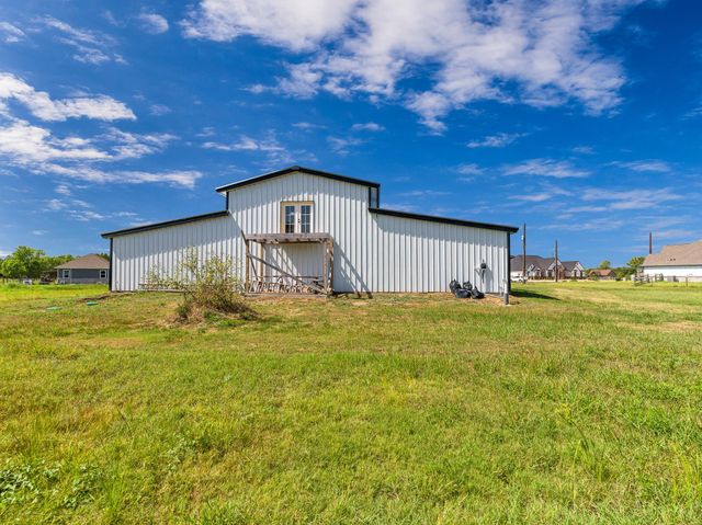 13802 Coyote Run, Santa Fe, TX 77517